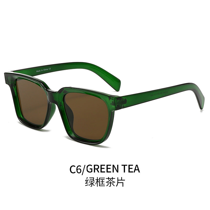 Women's elegant square sunglasses with UV protection and sturdy frame Bowlift