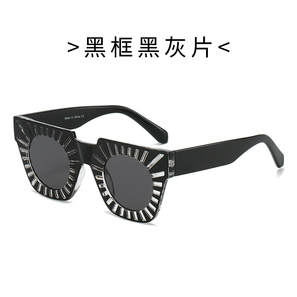 Ladies Fashion Sunglasses with Creative Geometric Frame Bowlift