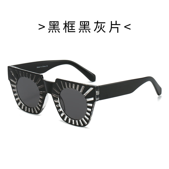 Ladies Fashion Sunglasses with Creative Geometric Frame Bowlift