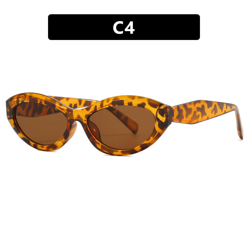 Ladies Cat-Eye Sunglasses with Stylish Frame Bowlift