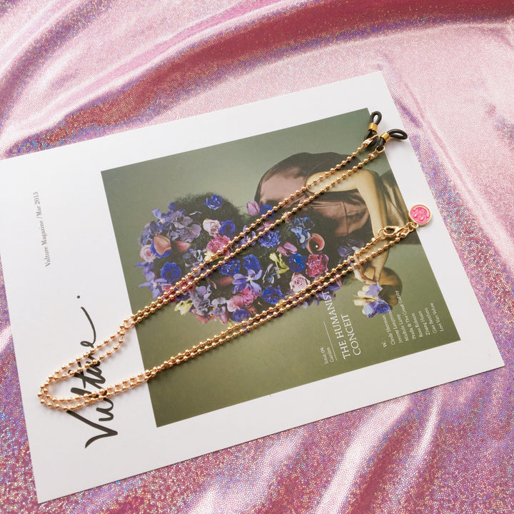 Fashionable glasses holder chain with elegant pearl beads Bowlift
