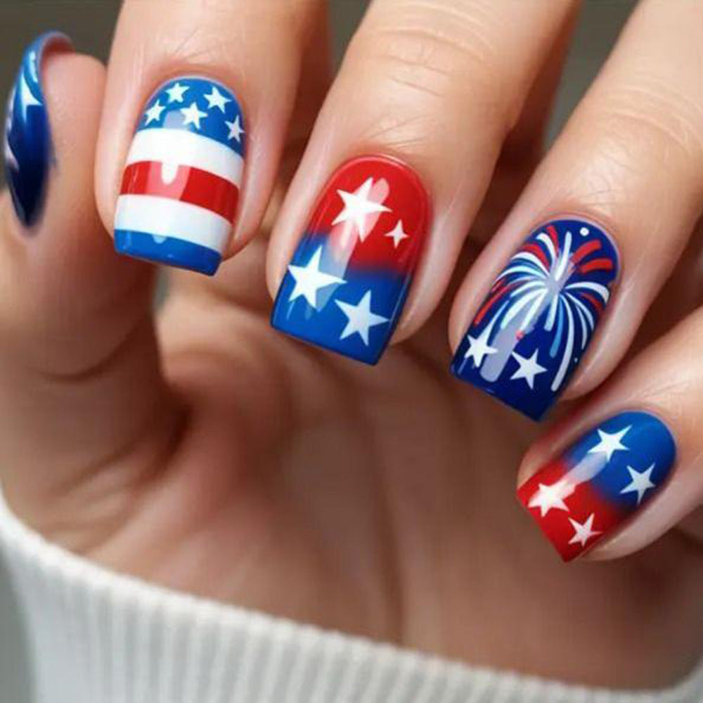 Artificial Nails in the Patriotic Design Bowlift