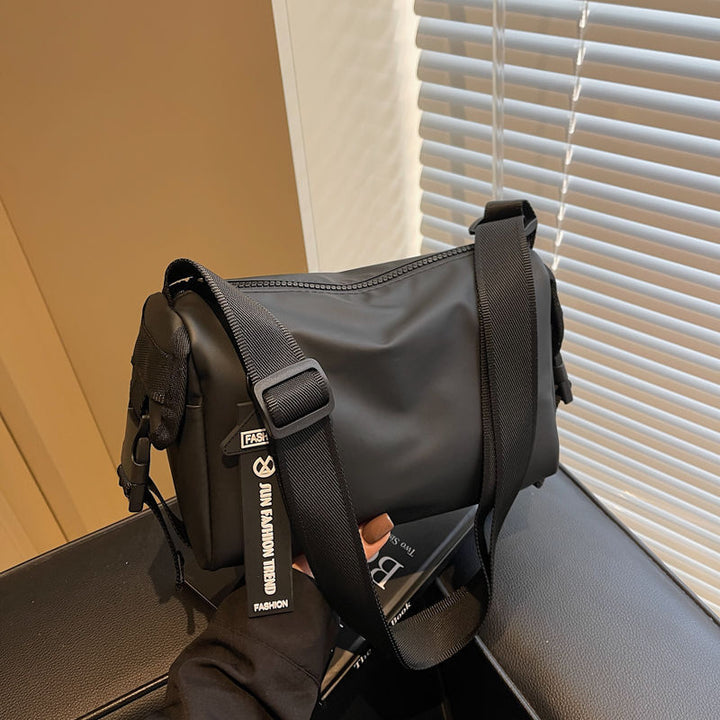 Versatile Utility Crossbody Bag Bowlift