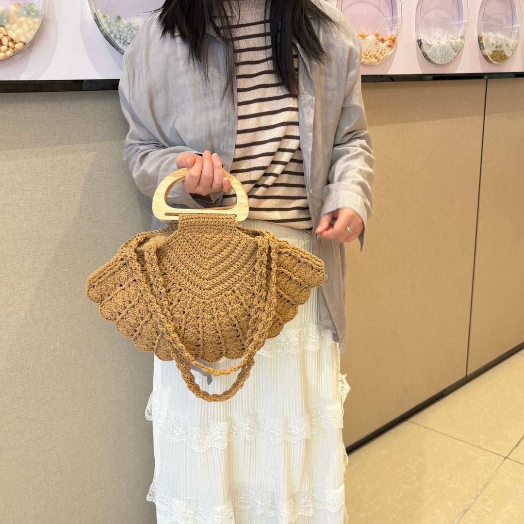 Hand-knotted shoulder bag Bowlift