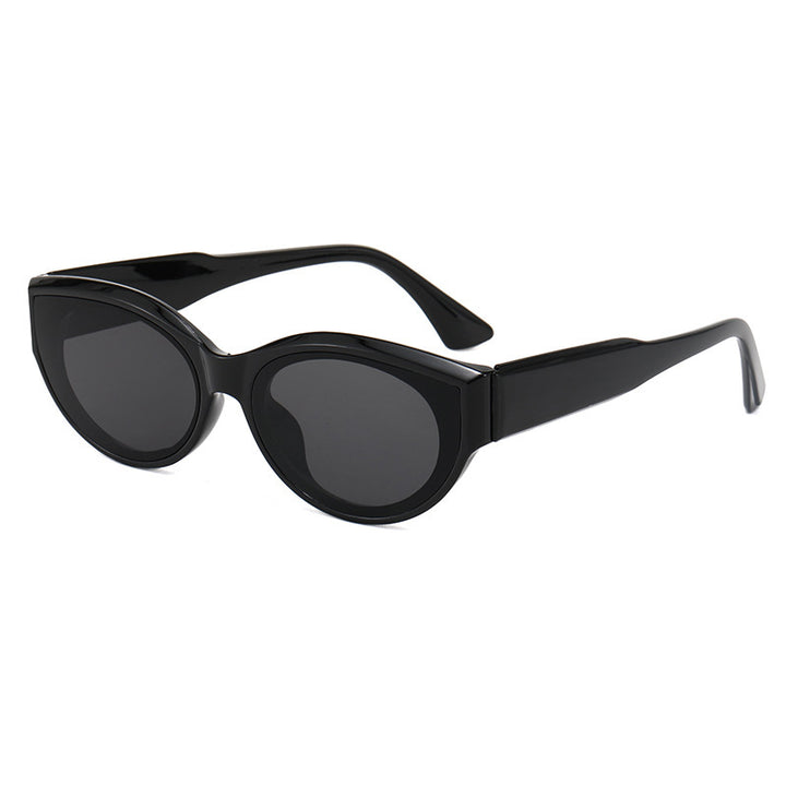 Ladies' designer sunglasses in modern cat-eye style Bowlift