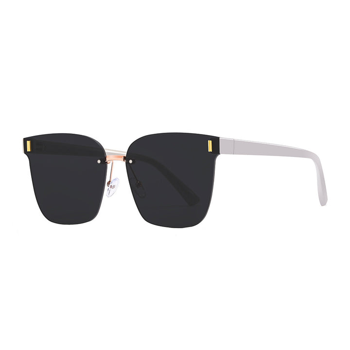 Women’s sunglasses in a modern design with a wide frame Bowlift