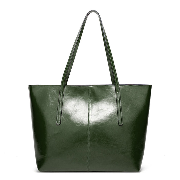 Elegant Handbag Made of High-Quality Leather Bowlift