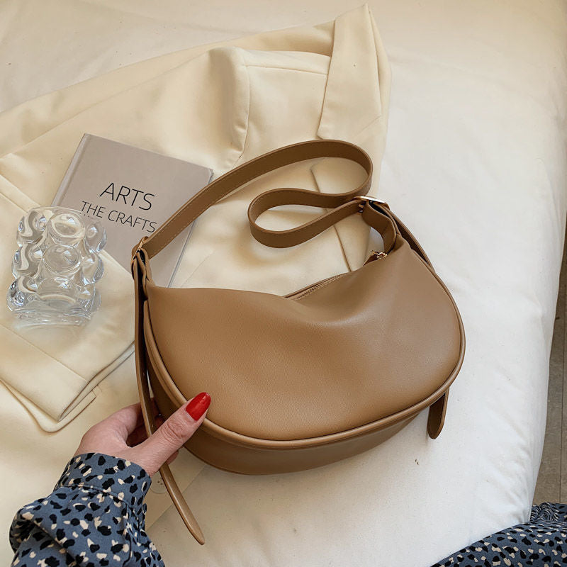 Minimalist Structured Shoulder Bag Bowlift