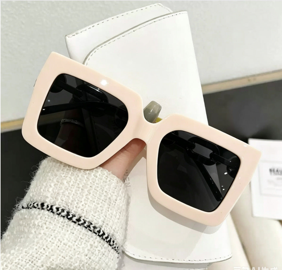Statement Oversized Sunglasses Bowlift