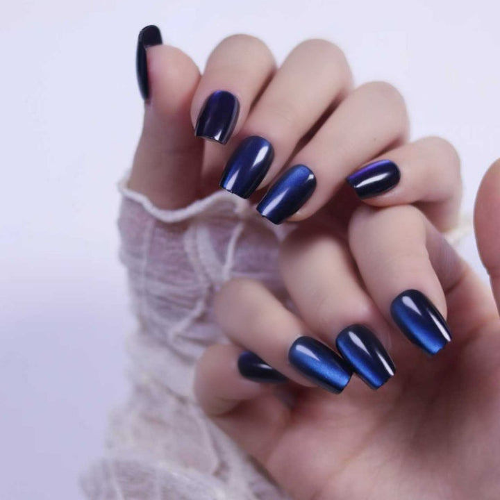 Artificial nails with elegant ombré effect Bowlift