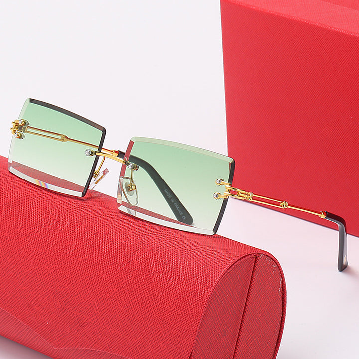 Ladies stylish square sunglasses with luxurious metal accents Bowlift