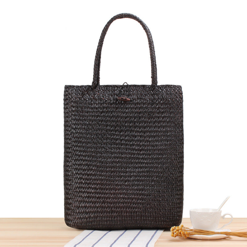 Generous basket bag with sealed closure Bowlift