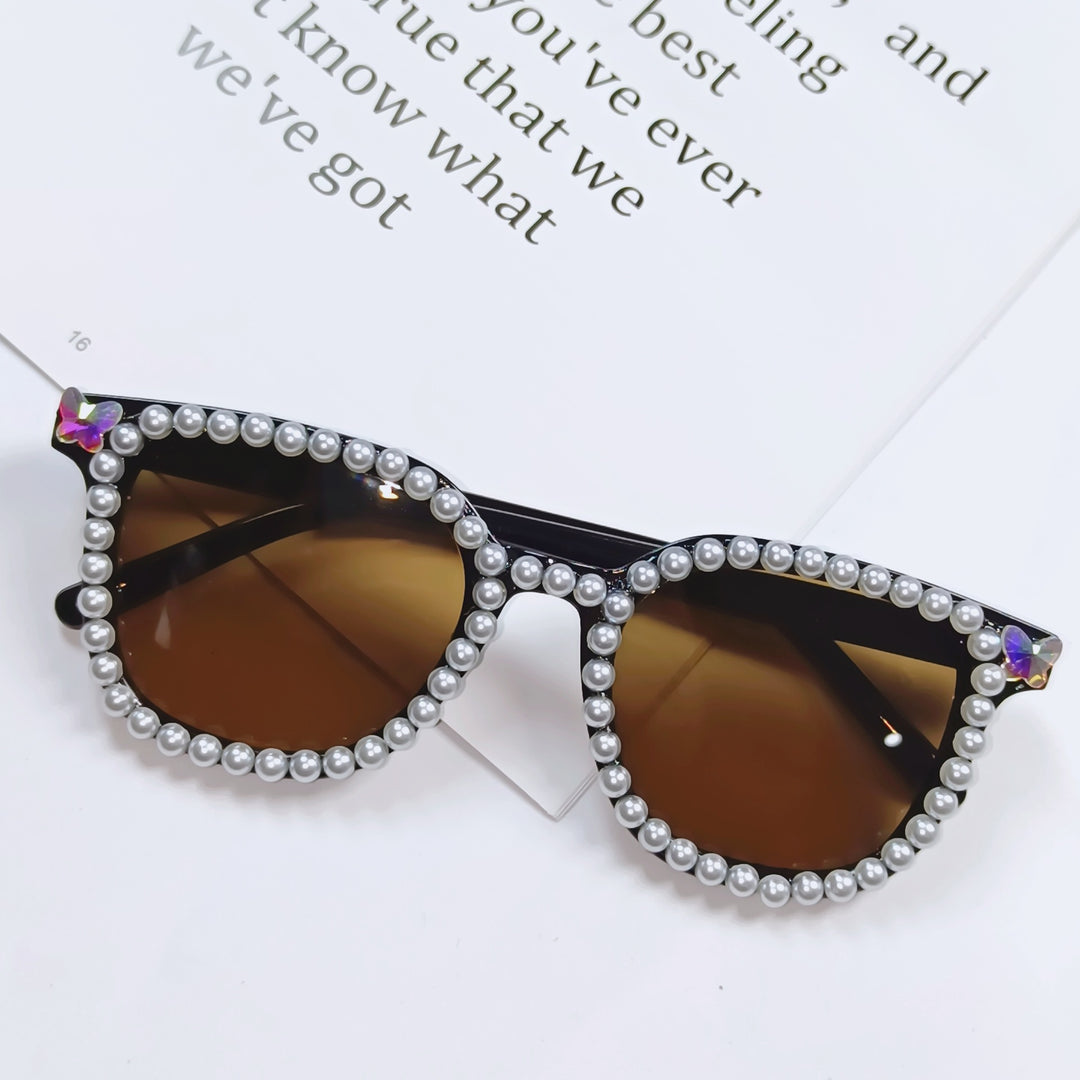 Ladies Glamorous Sunglasses with Pearl Frame Bowlift