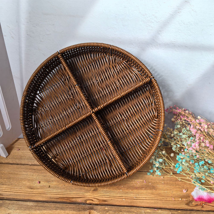 Women’s beef serving basket with four compartments Bowlift