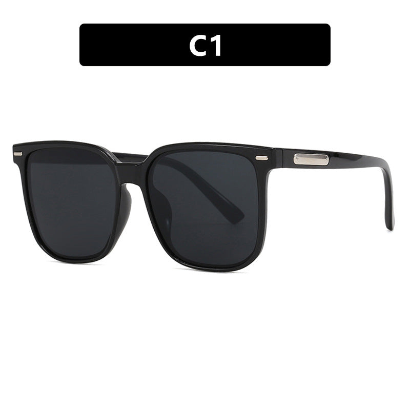 Women's sunglasses in a stylish and modern rectangular design Bowlift
