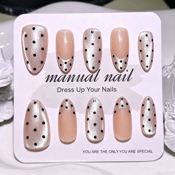Artistic Polka Dot Press-On Nail Tips Bowlift
