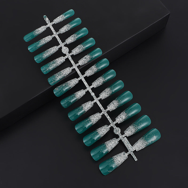 Nail art with glitter and ombre effect Bowlift