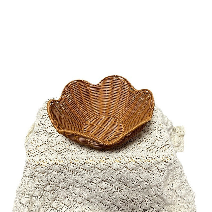 Women Decorative Fruit-and-Snack Basket Bowlift