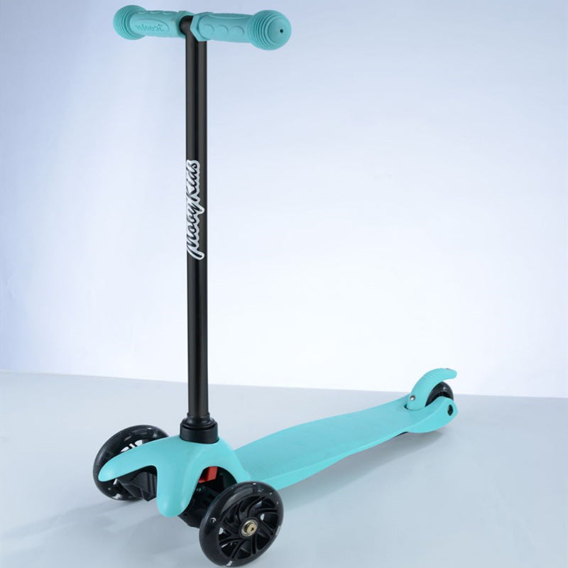 Smooth-Riding Lean-to-Steer Kickboard Scooter Bowlift