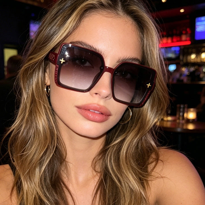 Women's fashionable square sunglasses with embellished frame Bowlift