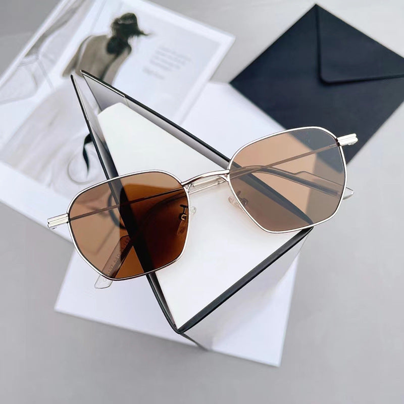 Square sunglasses with high-quality frame Bowlift