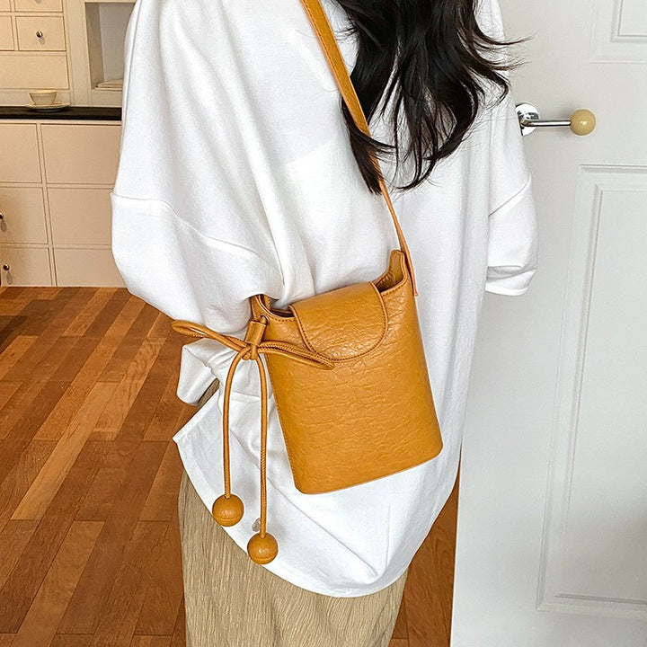 WoModern Textured Mini Crossbody Bag Bowlift