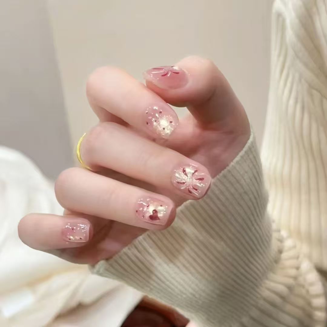 Artistic Nail Design Set Bowlift