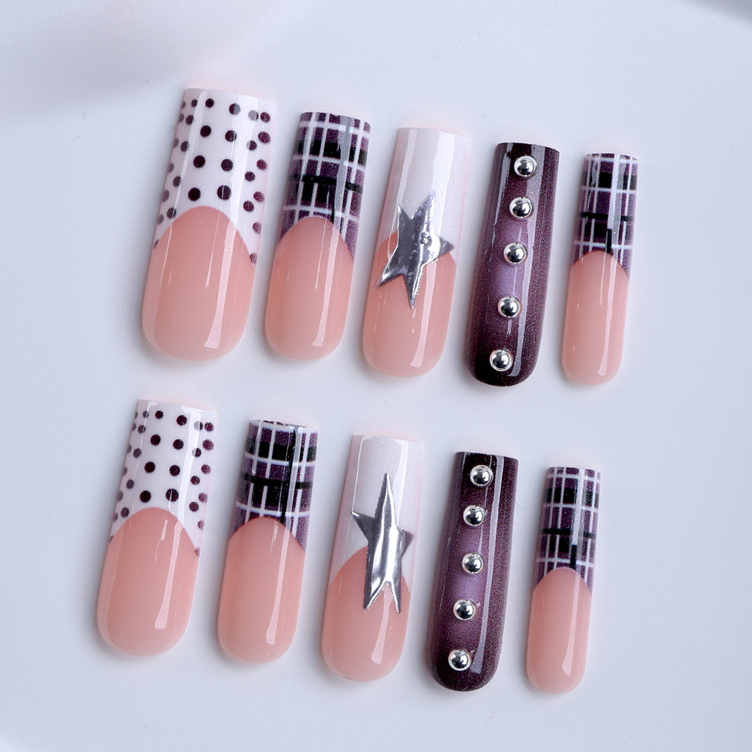 Artificial nails with elegant geometric design Bowlift