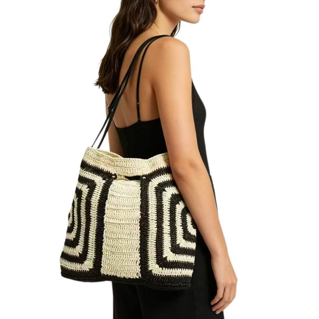Handbag with Modern Geometric Design Bowlift
