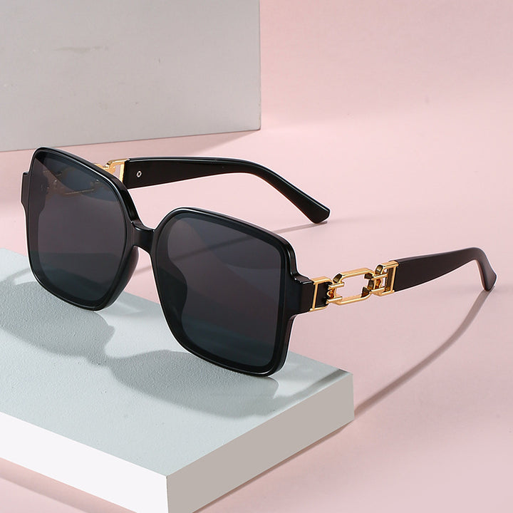 Ladies stylish square sunglasses with luxurious hinge design Bowlift