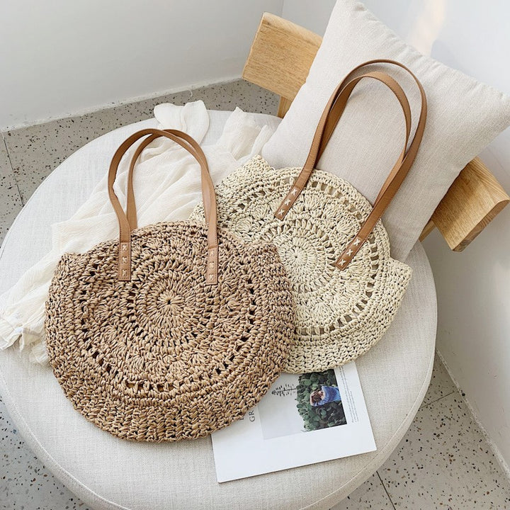 Handmade Round Bag Made of Natural Bast Bowlift