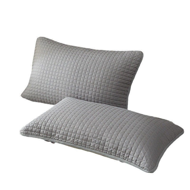 Quilted breathable zippered pillow protector with hypoallergenic padding Bowlift