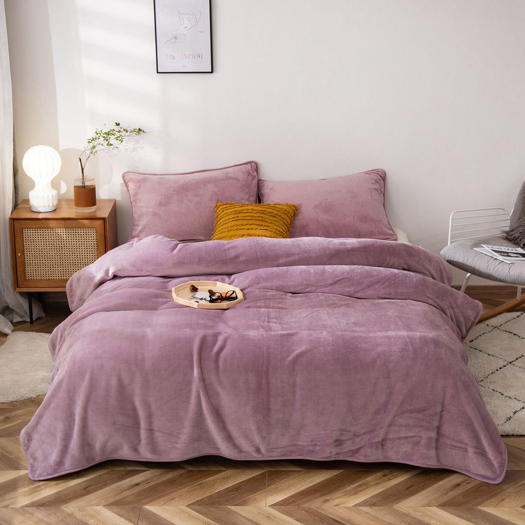 Ladies cozy microfiber blanket Bowlift