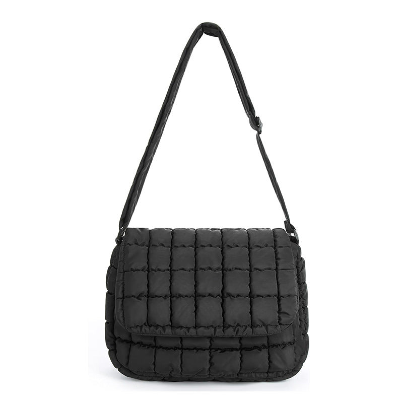 Padded shoulder bag with stylish design Bowlift