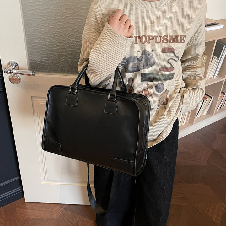 Briefcase Made of High-Quality Leather Bowlift
