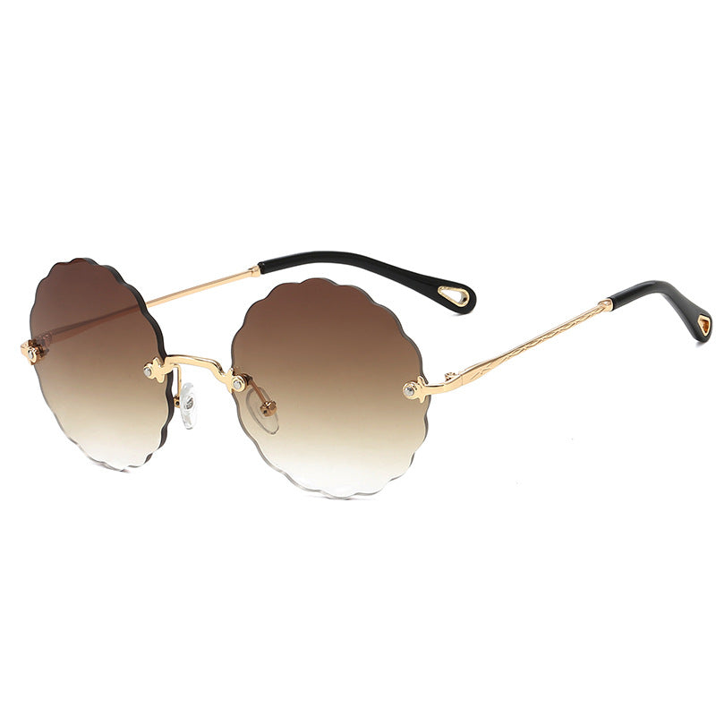 Women's Fashion Glasses with Playful Wave Frame Bowlift