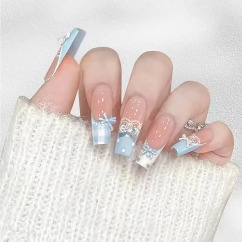Decorative Press-On Nail Set with Ribbon Accents Bowlift