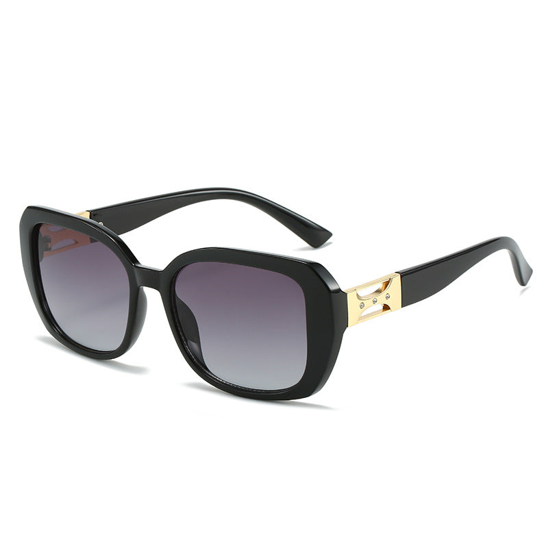 Women's Designer Sunglasses with Luxuriously Accented Frame Bowlift