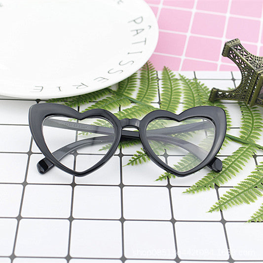 Women's Heart-Shaped Sunglasses with High-Quality UV Protection and Stylish Design Bowlift