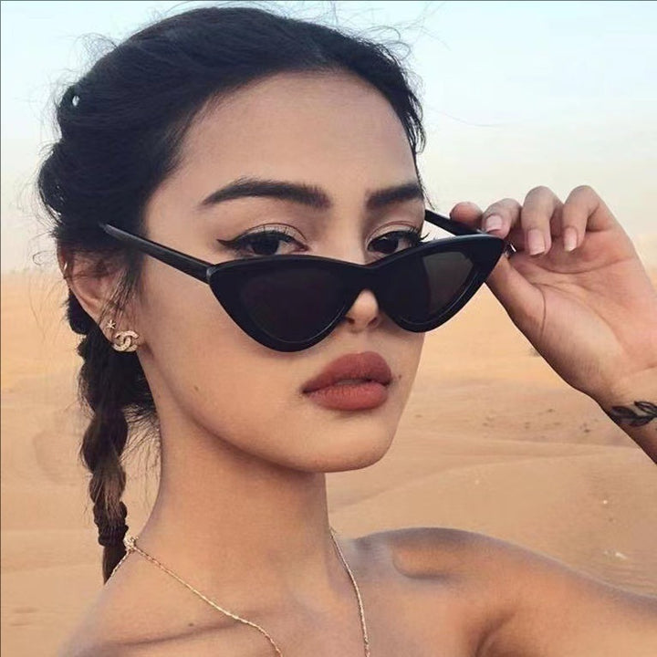 Designer Cat-Eye Sunglasses Bowlift