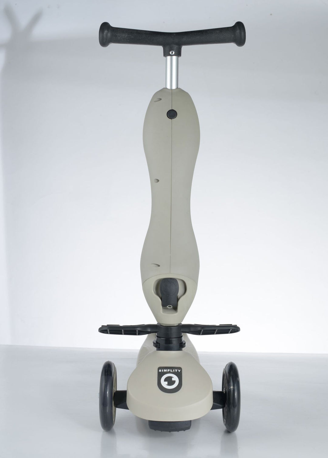 Versatile Three-Wheel Kick Scooter Bowlift