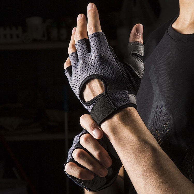 Women's Training Gloves with Mesh Material Bowlift