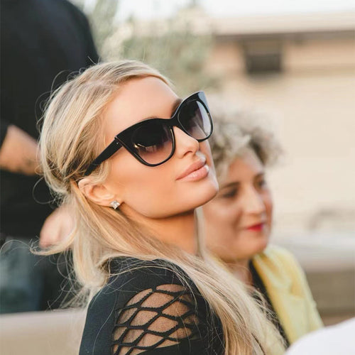 Women's sunglasses in trendy cat-eye design with striking leopard pattern Bowlift