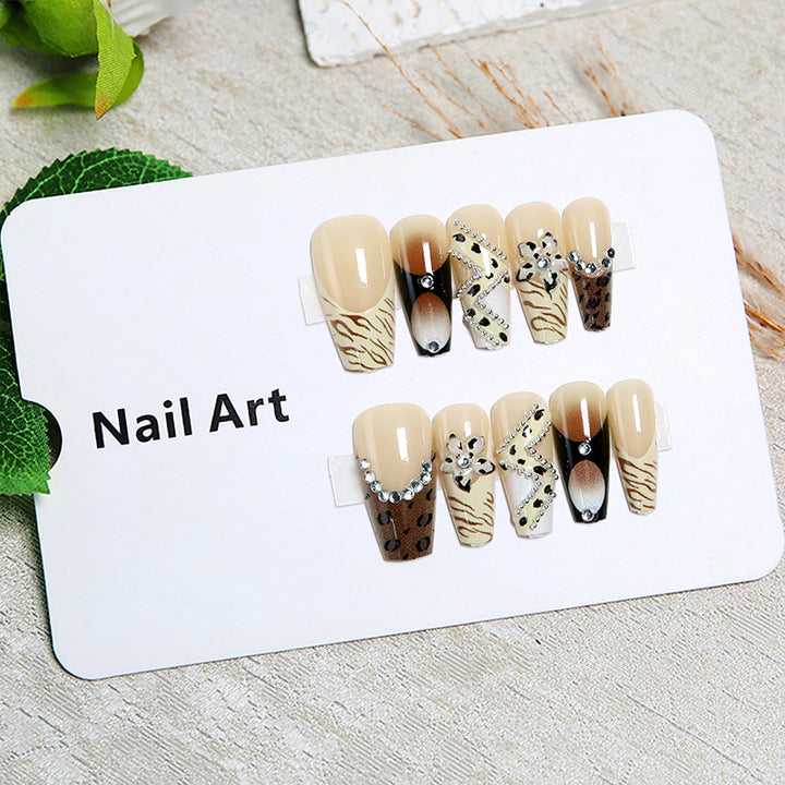 Glamorous Nail Set Bowlift
