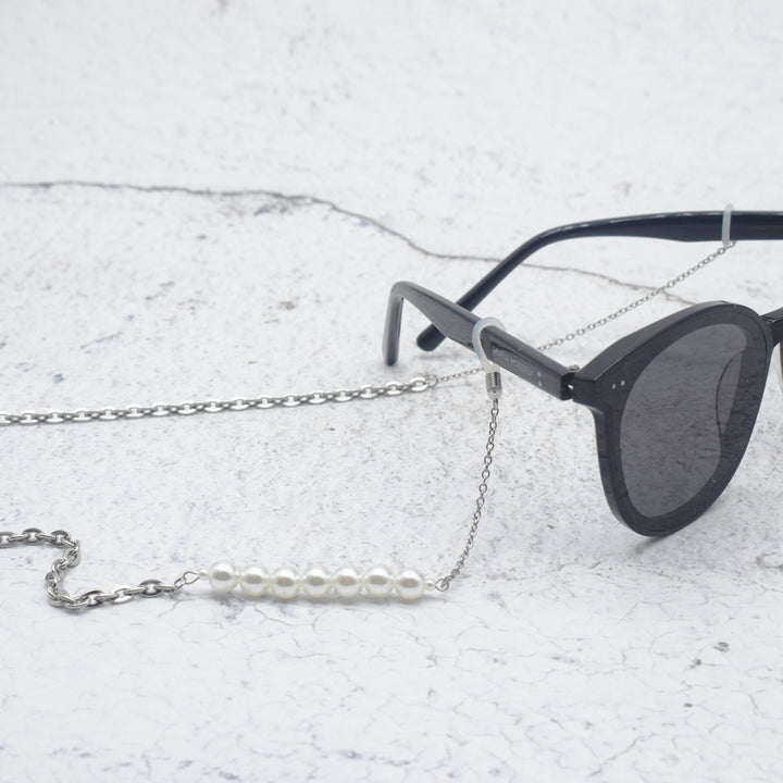 Elegant Pearl Bead Eyewear Holder Chain Bowlift