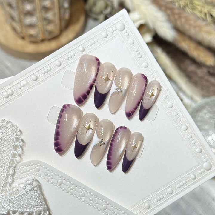 Elegant Press-On Nail Art Set with Crystal Details Bowlift