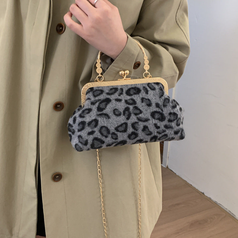 WoElegant Leopard Print Evening Handbag Bowlift