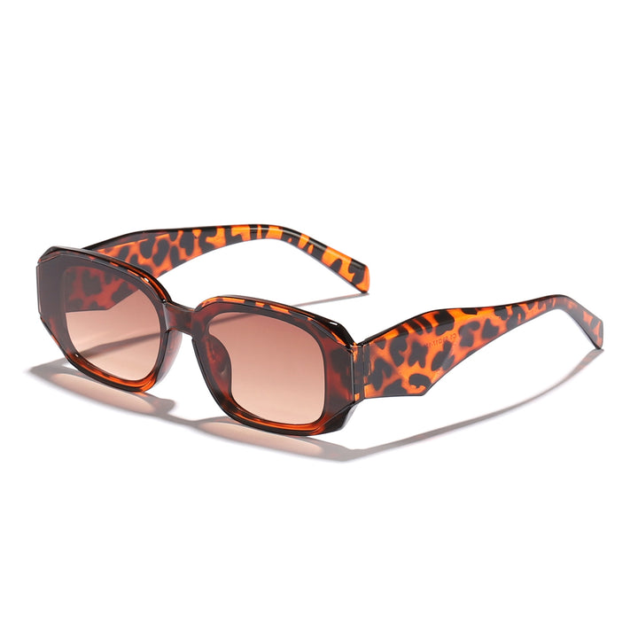 Ladies fashionable sunglasses in angular design with UV protection Bowlift