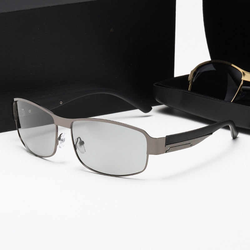 Ladies sporty sunglasses with robust metal frame and polarized lenses Bowlift