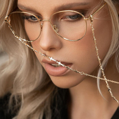 Stylish jewelry necklace with modern elements Bowlift